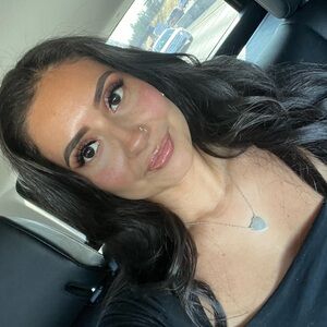 Meet your Posher, Abby